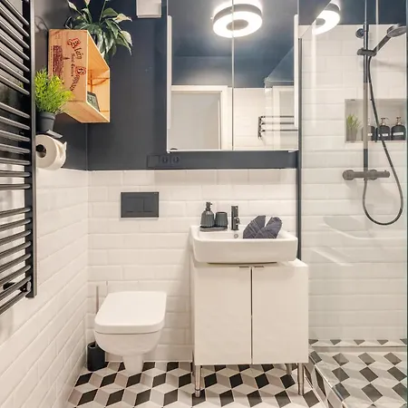 Eco-friendly Super Central Smart * Berlin